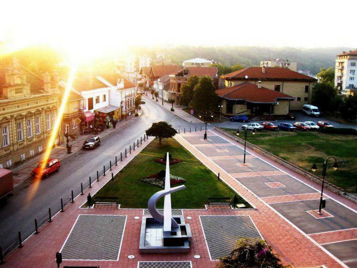 Apartments Barocco Golubac Bagian luar foto